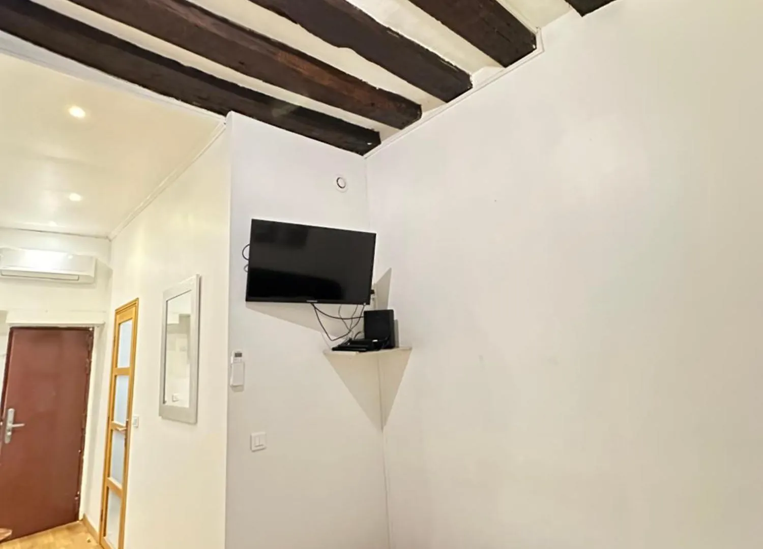 Apartament St Paul Marais Flat Ground Floor Paryż 0*,